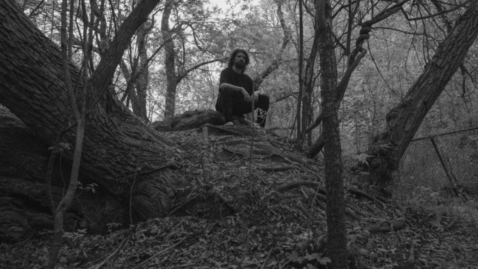 ENCASEMENT Announces Self-Titled Debut Album, Shares "Fragmentation"